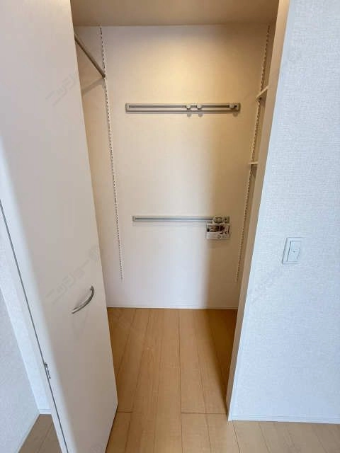 ワンステップクローゼット