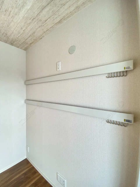 ハンガーバー