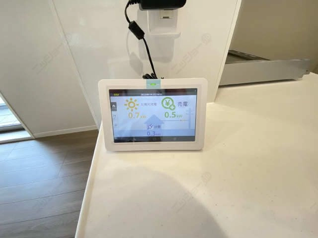 売電モニ  ター