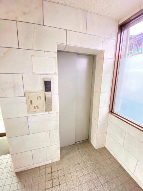エレベーター