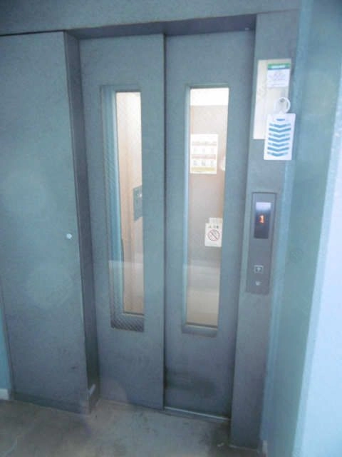 エレベーター