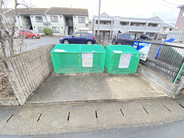 ゴミステーション