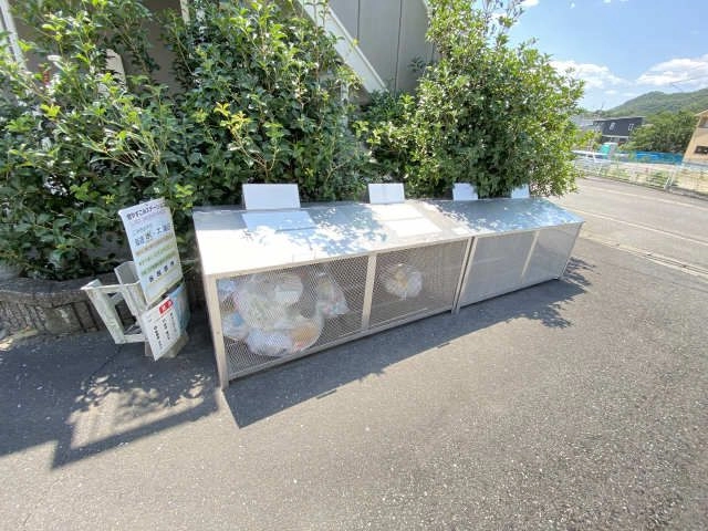 ゴミステーション