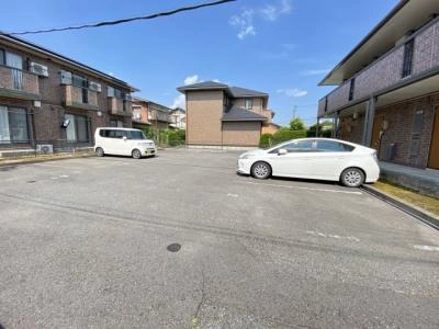  駐車場