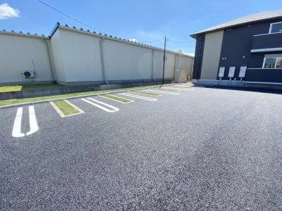  駐車場