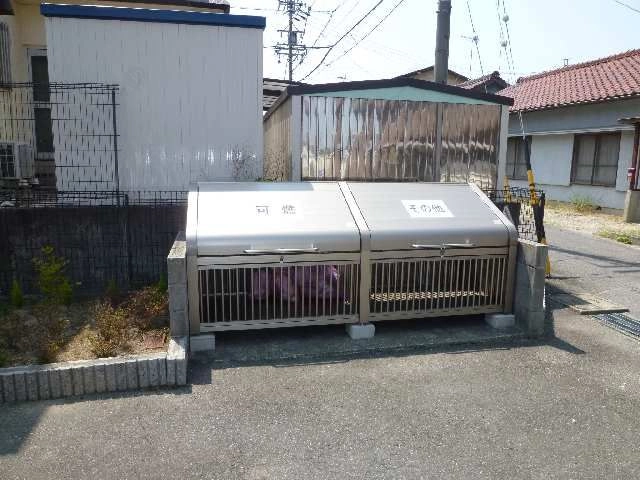 ゴミ捨て場