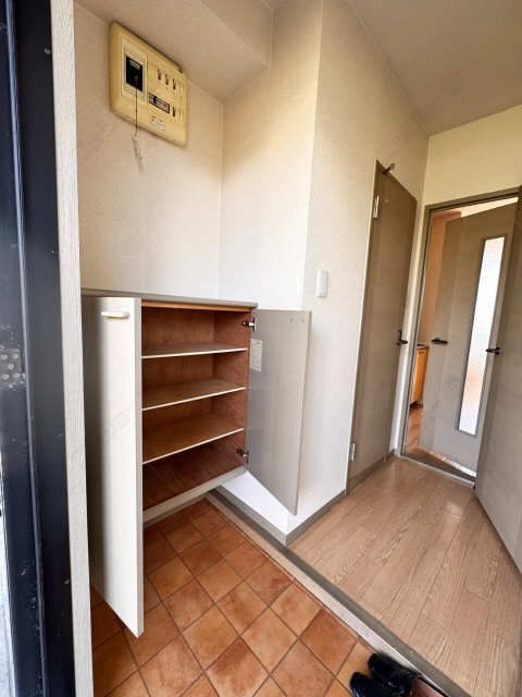 ＊同物件別号室写真です。