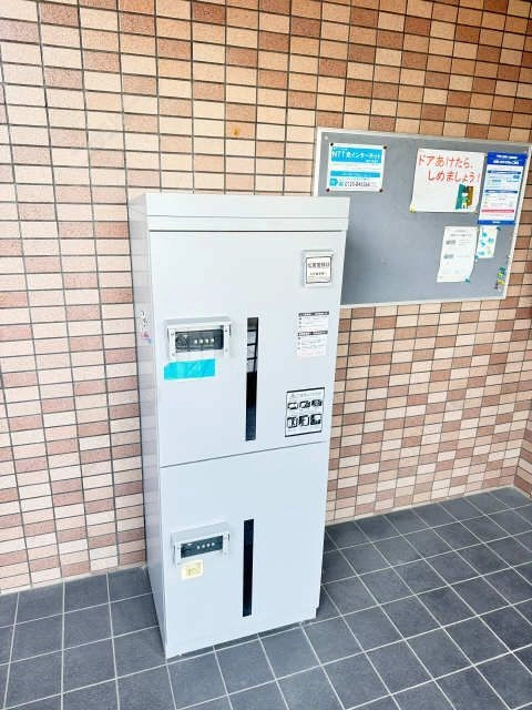 宅配ボックス