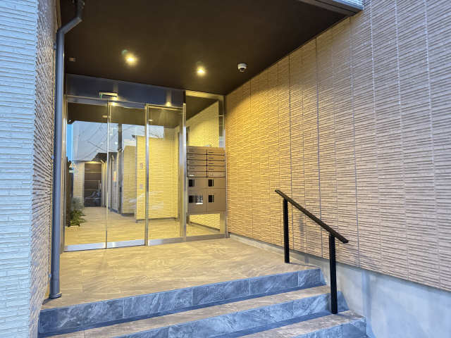 アプローチ（夕暮れ）