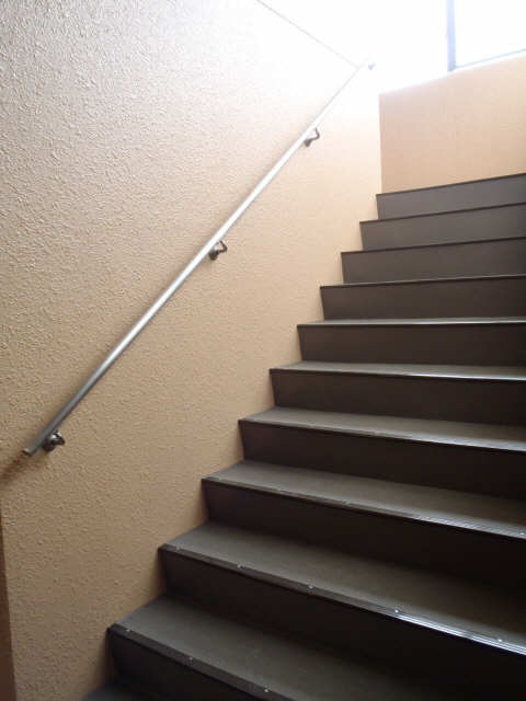 階段手摺り有り