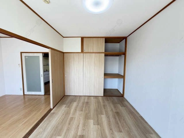収納（南東洋室）