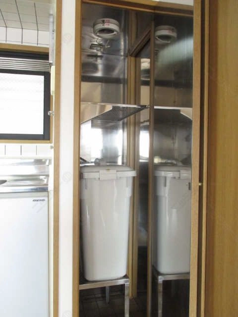 キッチンストッカー