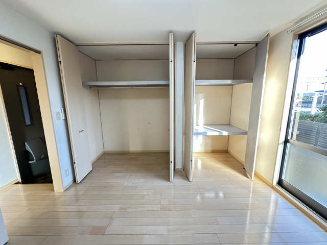 収納（南洋室）