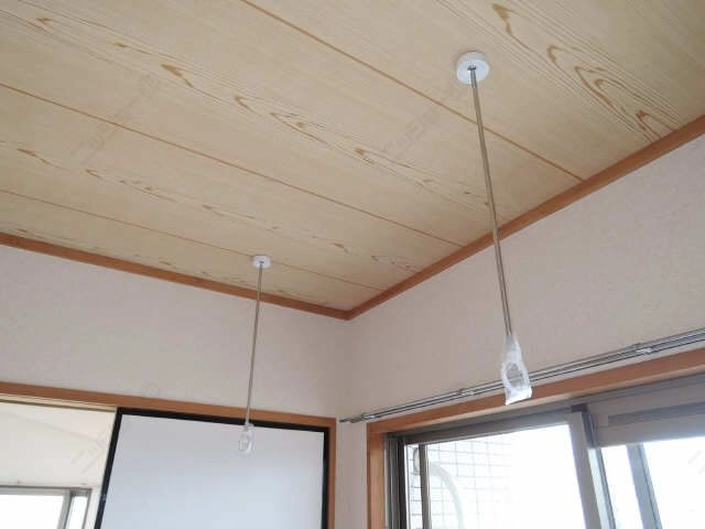 室内物干し竿かけ