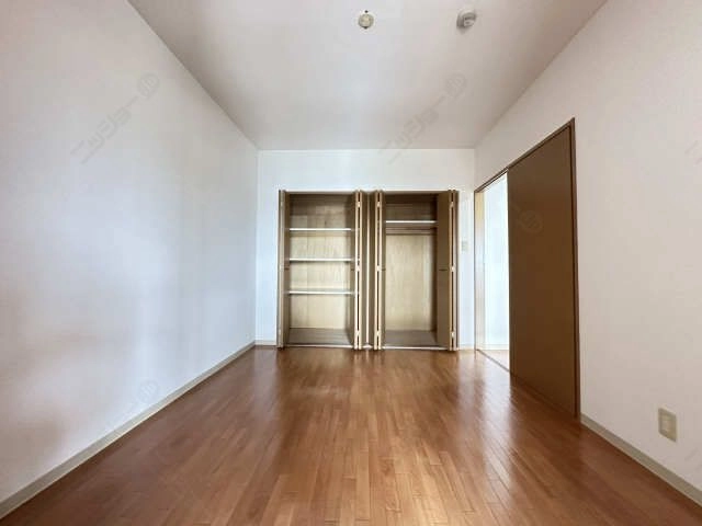 収納（中洋室）