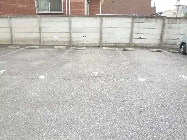 敷地外駐車場