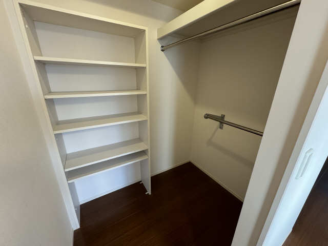 ウォークインクローゼット