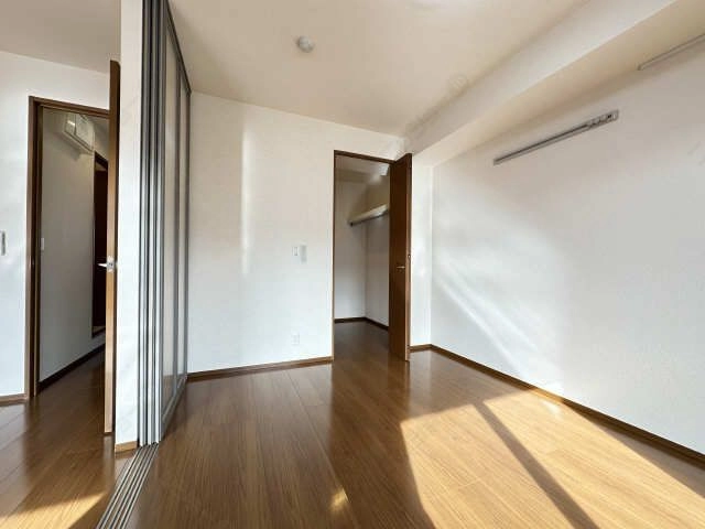 収納（南洋室）