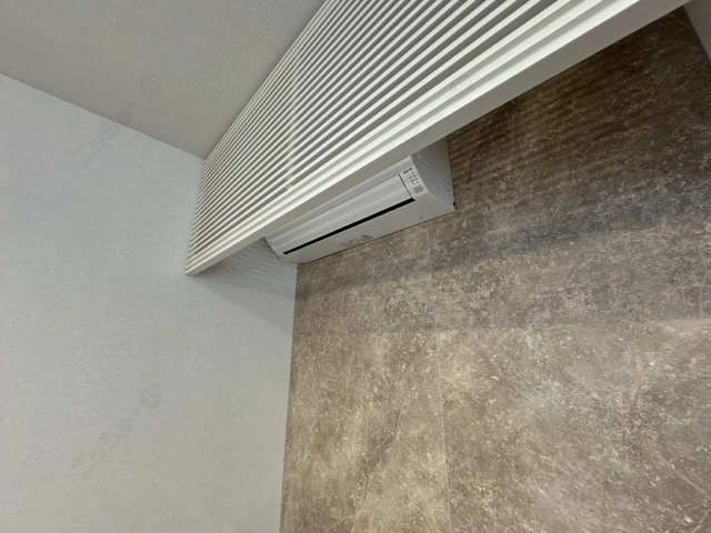 エアコン（リビング）