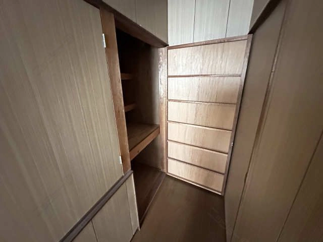 収納(2階廊下)