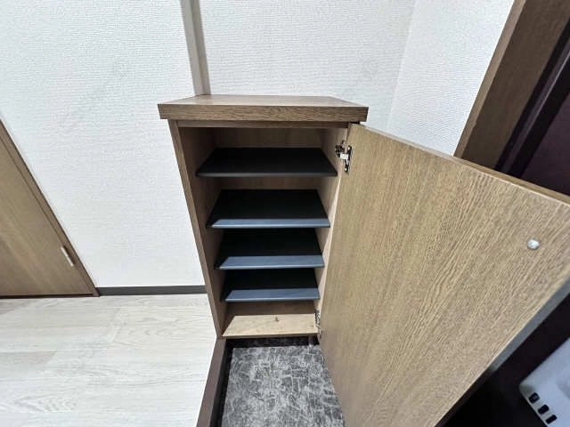 シューズボックス