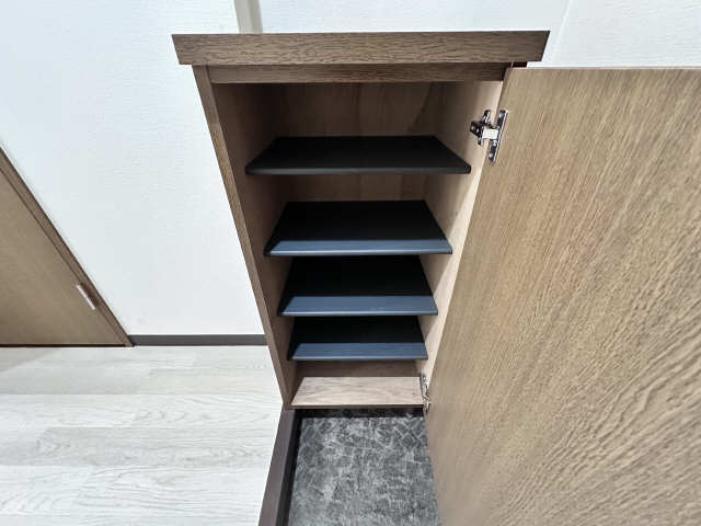 シューズボックス