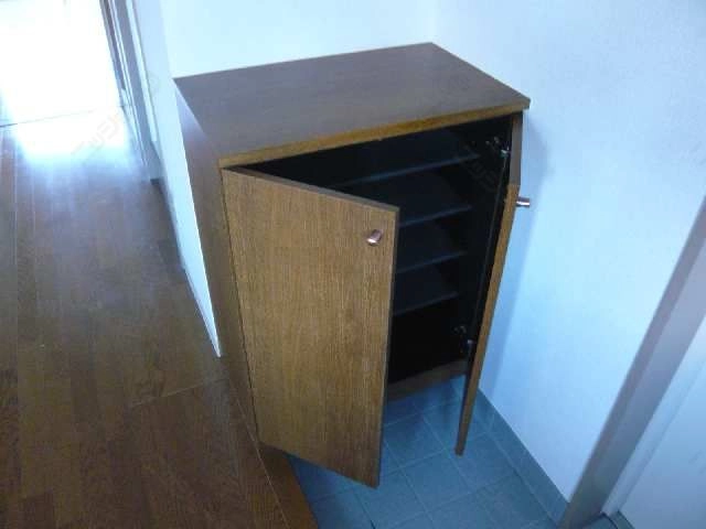 シューズボックス