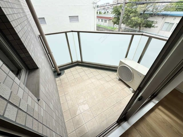 バルコニー（2F）
