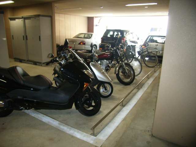 バイク置場