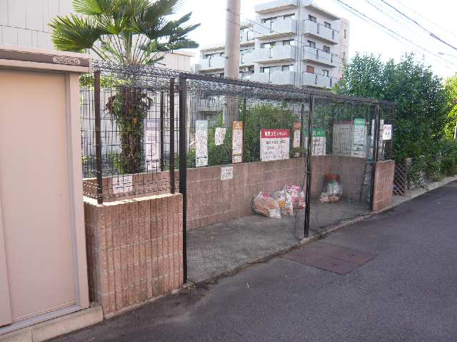 ゴミステーション