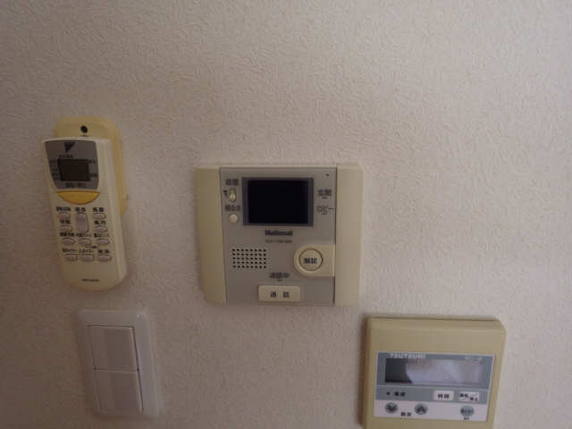 モニター付きインターホン