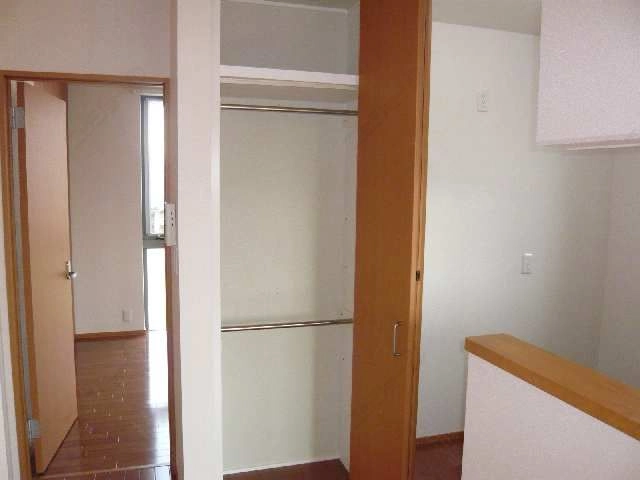 キッチン横収納