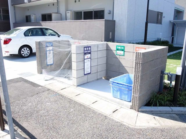 ゴミ捨て場