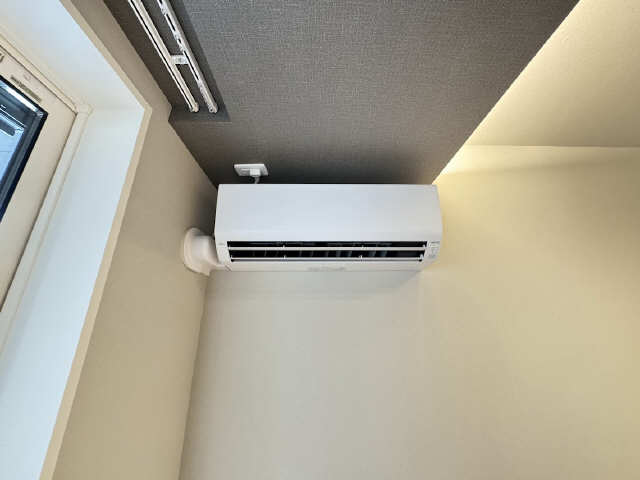リビングエアコン