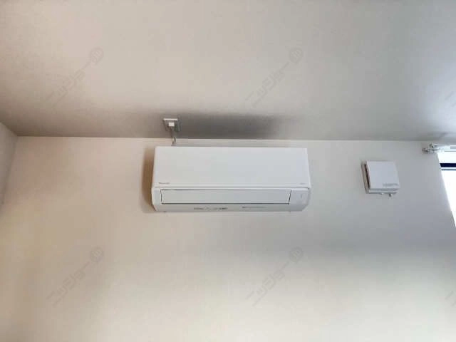 東側洋室エアコン