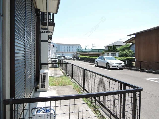 1階庭
