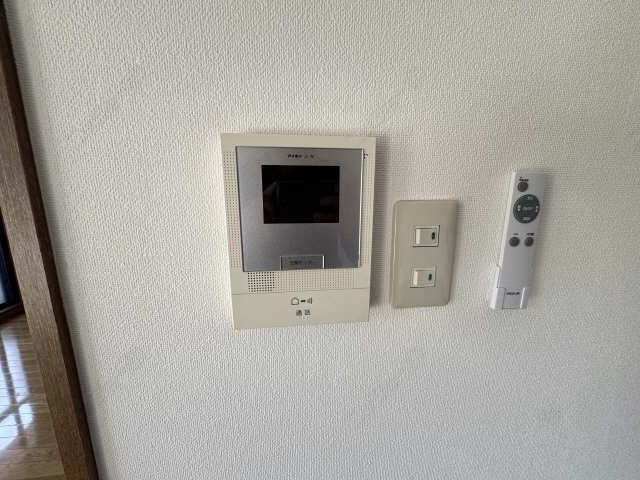 モニター付きインターホン