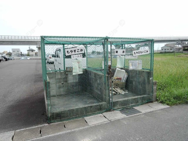 ゴミ捨て場