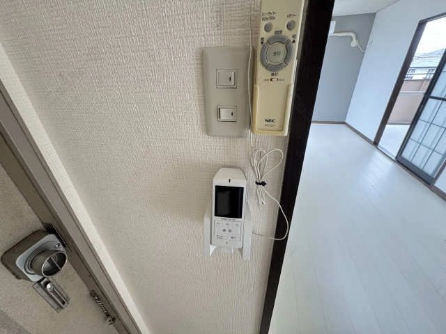 モニター付きインターホン