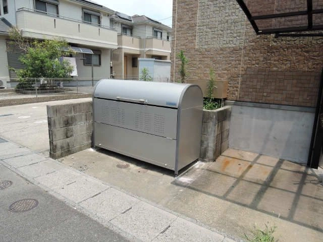 ゴミ捨て場