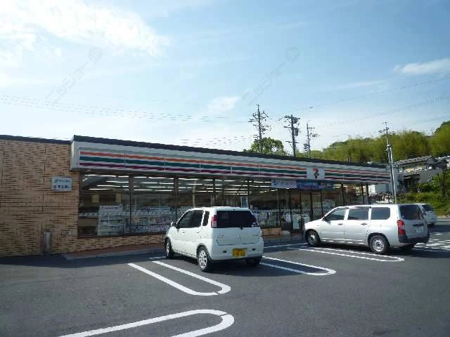 周辺コンビニ