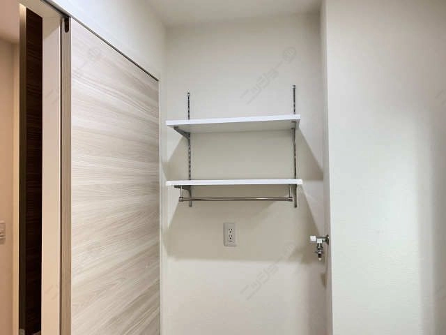 ランドリー可動棚