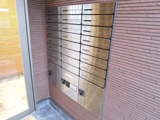 集合ポスト・宅配ボックス