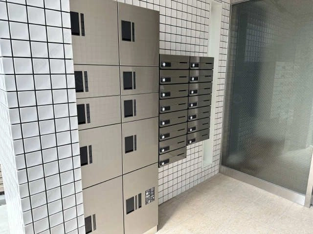 宅配ボックス