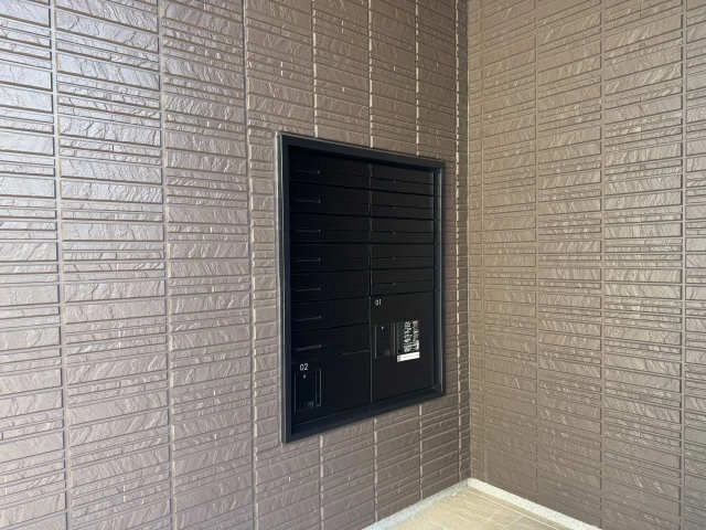 集合ポスト・宅配ボックス