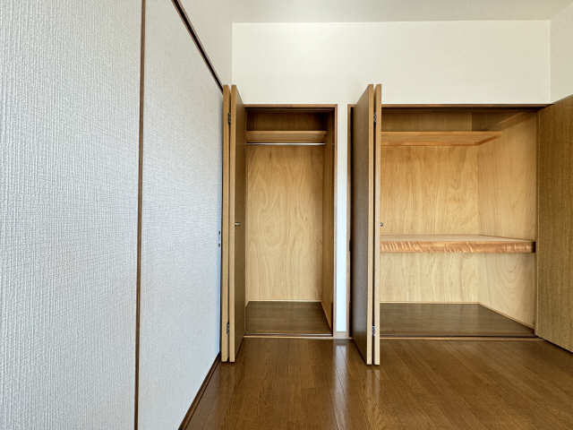 収納（南洋室）