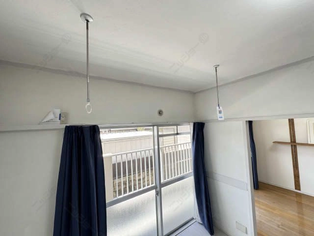 室内物干し（南洋室）