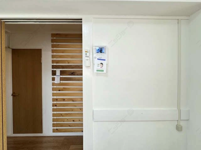 モニター付きインターホン