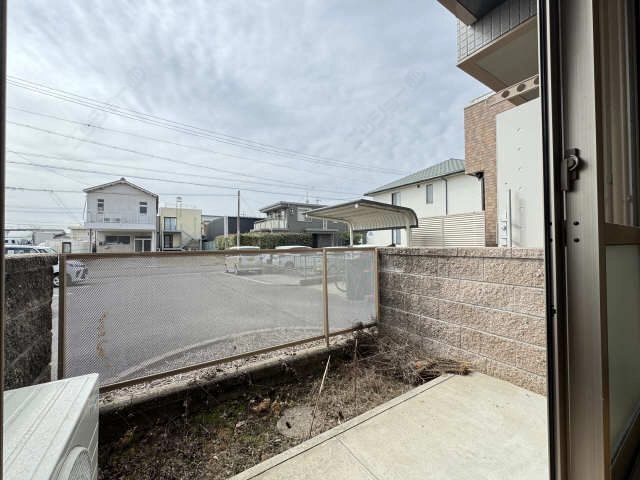 バルコニー（専用庭）