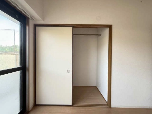 収納(東洋室)